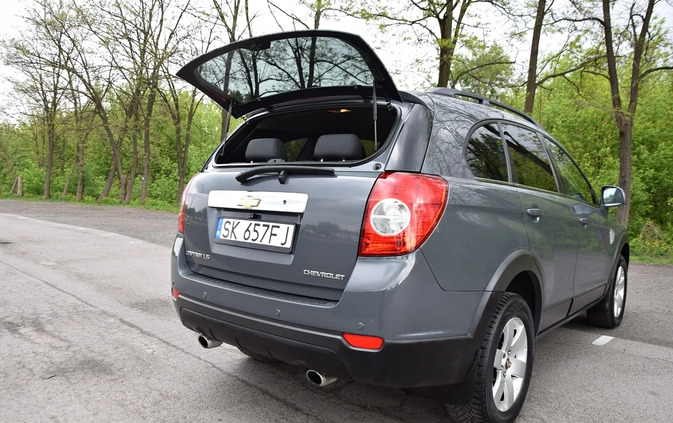 Chevrolet Captiva cena 27900 przebieg: 207000, rok produkcji 2010 z Pasym małe 704